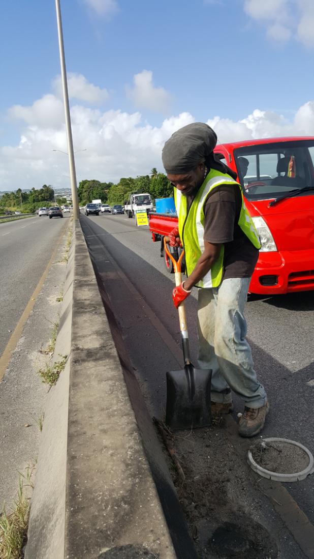 Just recently, a crew from the Adopt-A-Kilometre Highway Project lent a helping hand to assist the Drainage Unit by clearing debris from around the median barriers on the highway.